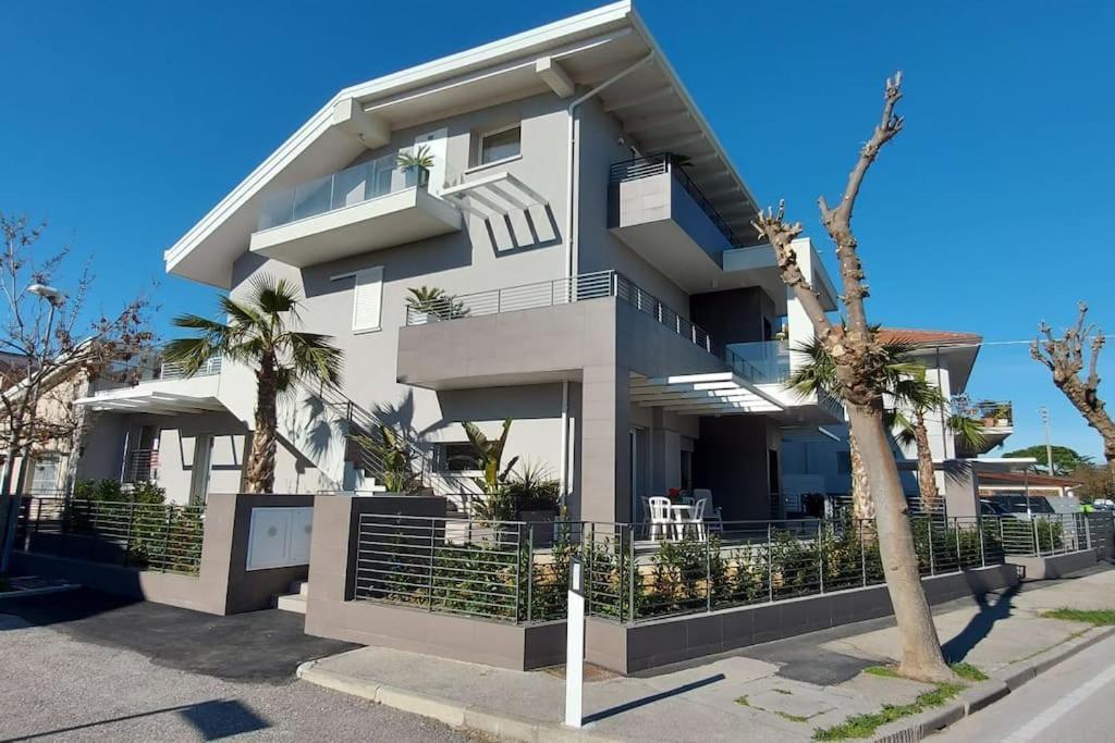 Appartamento Garden Riccione Exterior foto